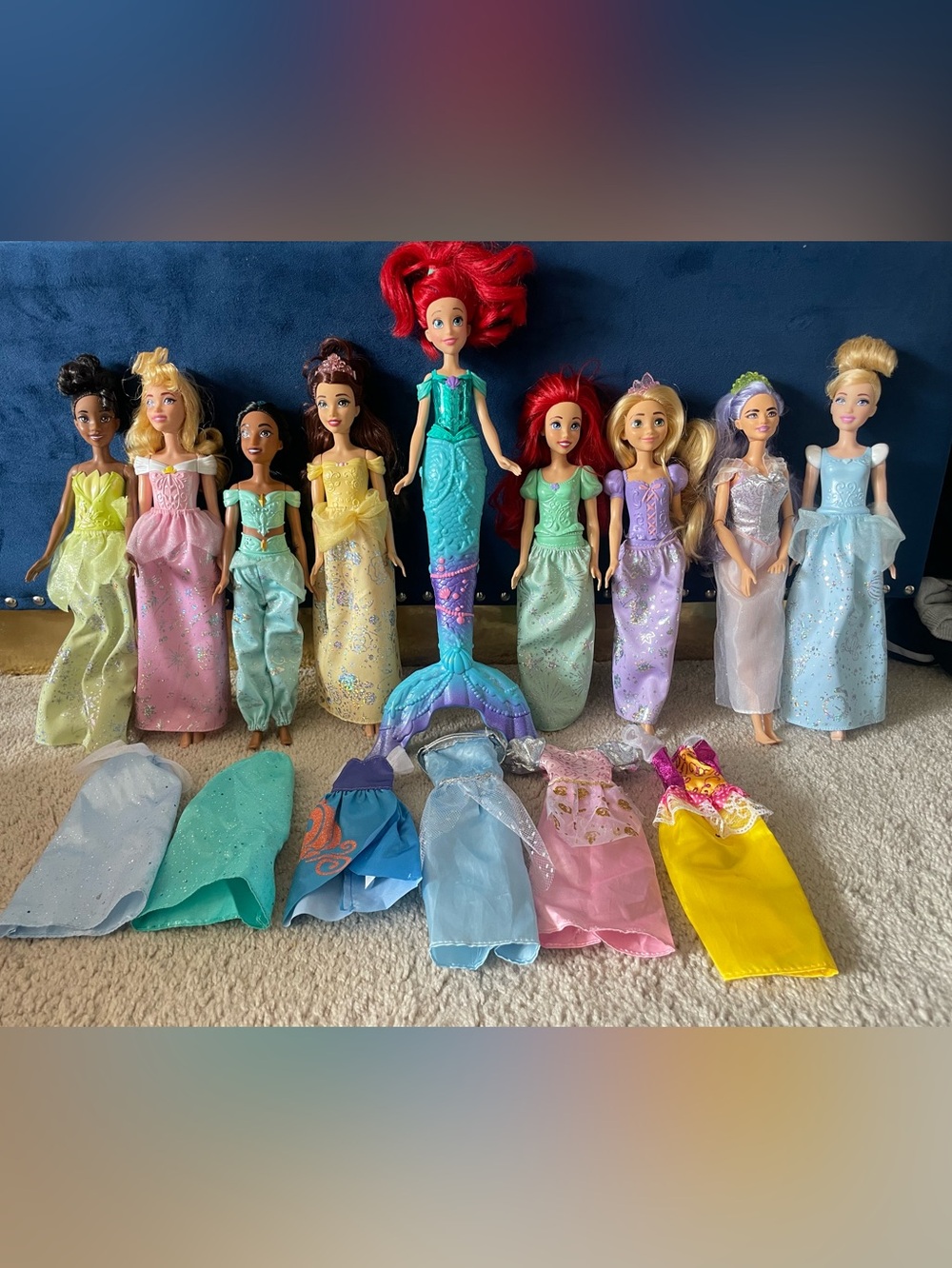 Disney Barbie Bundle - Picture 1 of 3